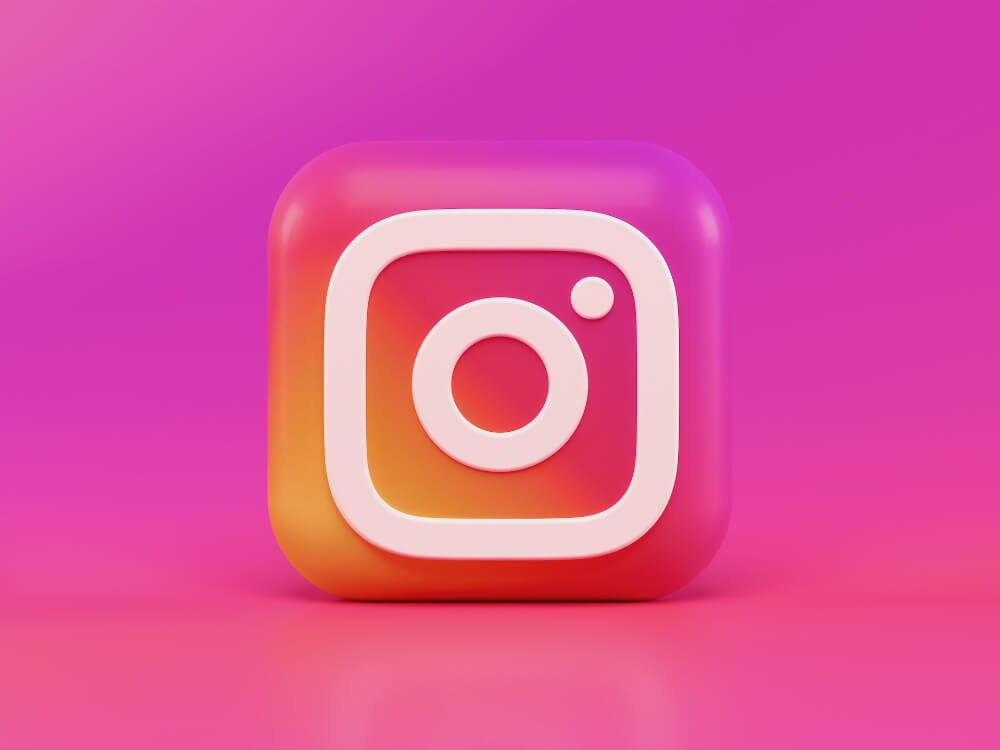 watch instagram highlight stories anonymously